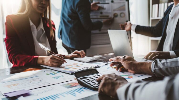 How CPAs Help Small Businesses Navigate Financial Challenges