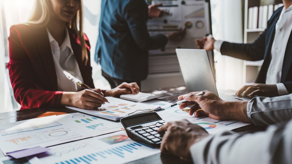 How CPAs Help Small Businesses Navigate Financial Challenges